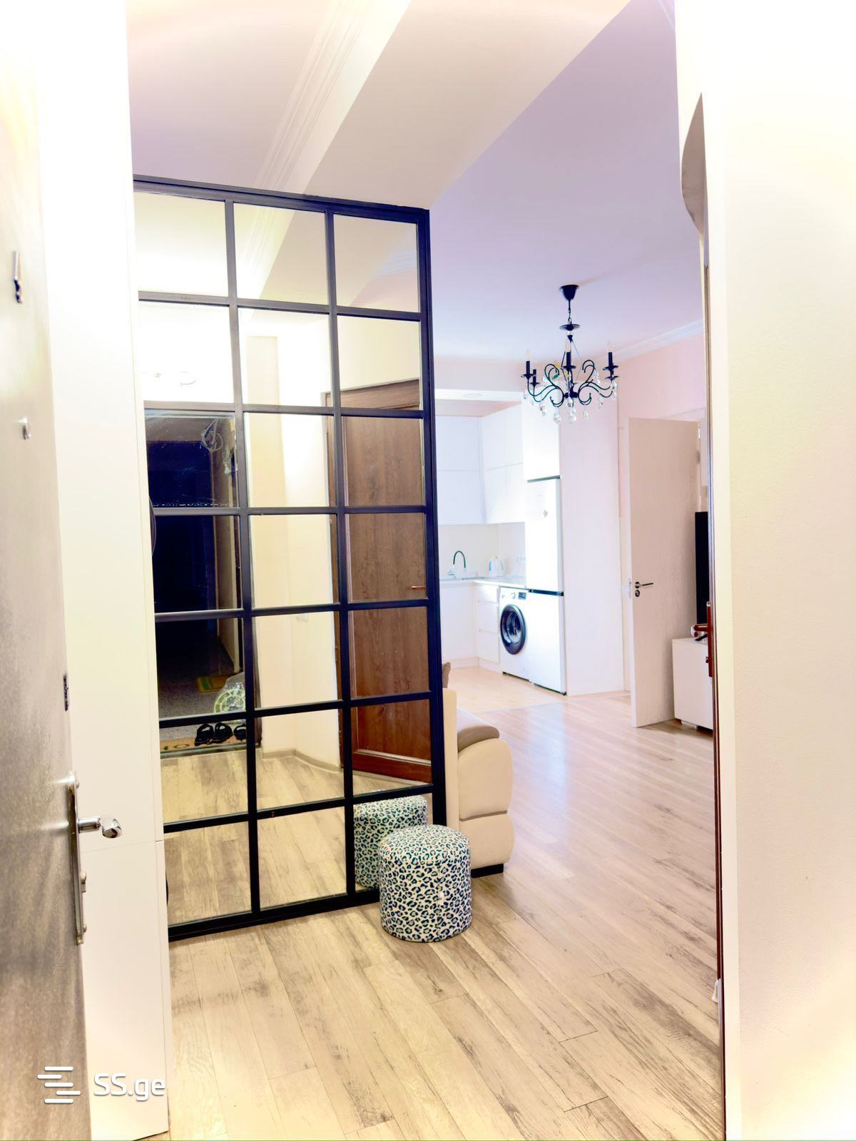 2 Room Flat Daily Rent. Kutaisi view 6