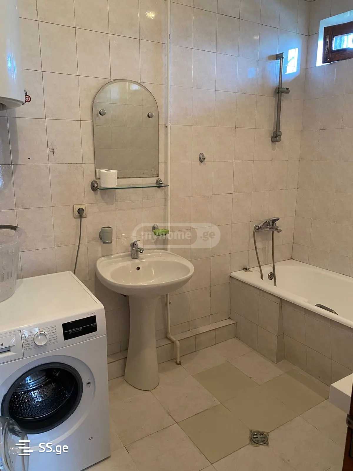 8 Room Private House For Rent. Samgori view 12