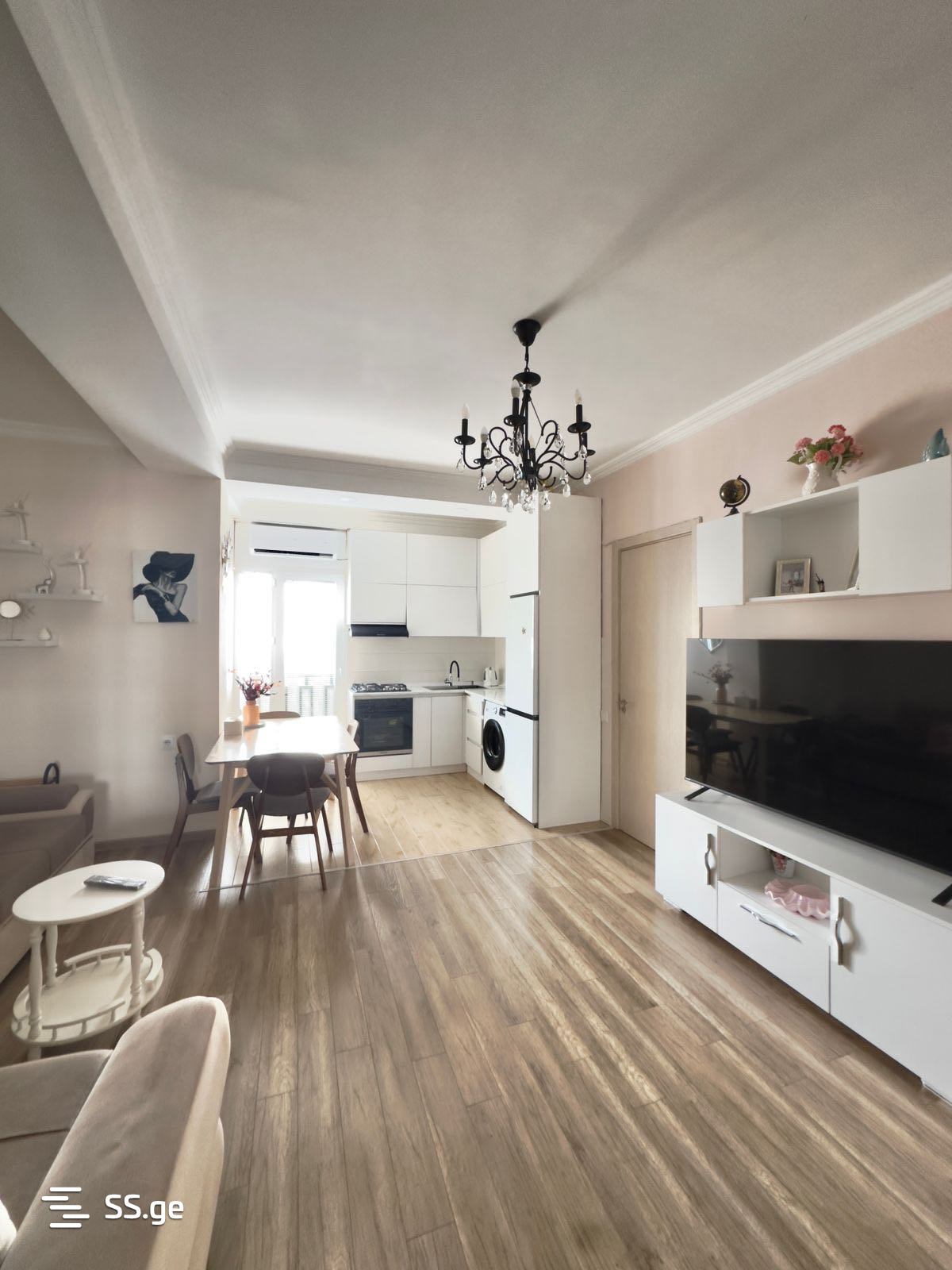 2 Room Flat Daily Rent. Kutaisi view 5