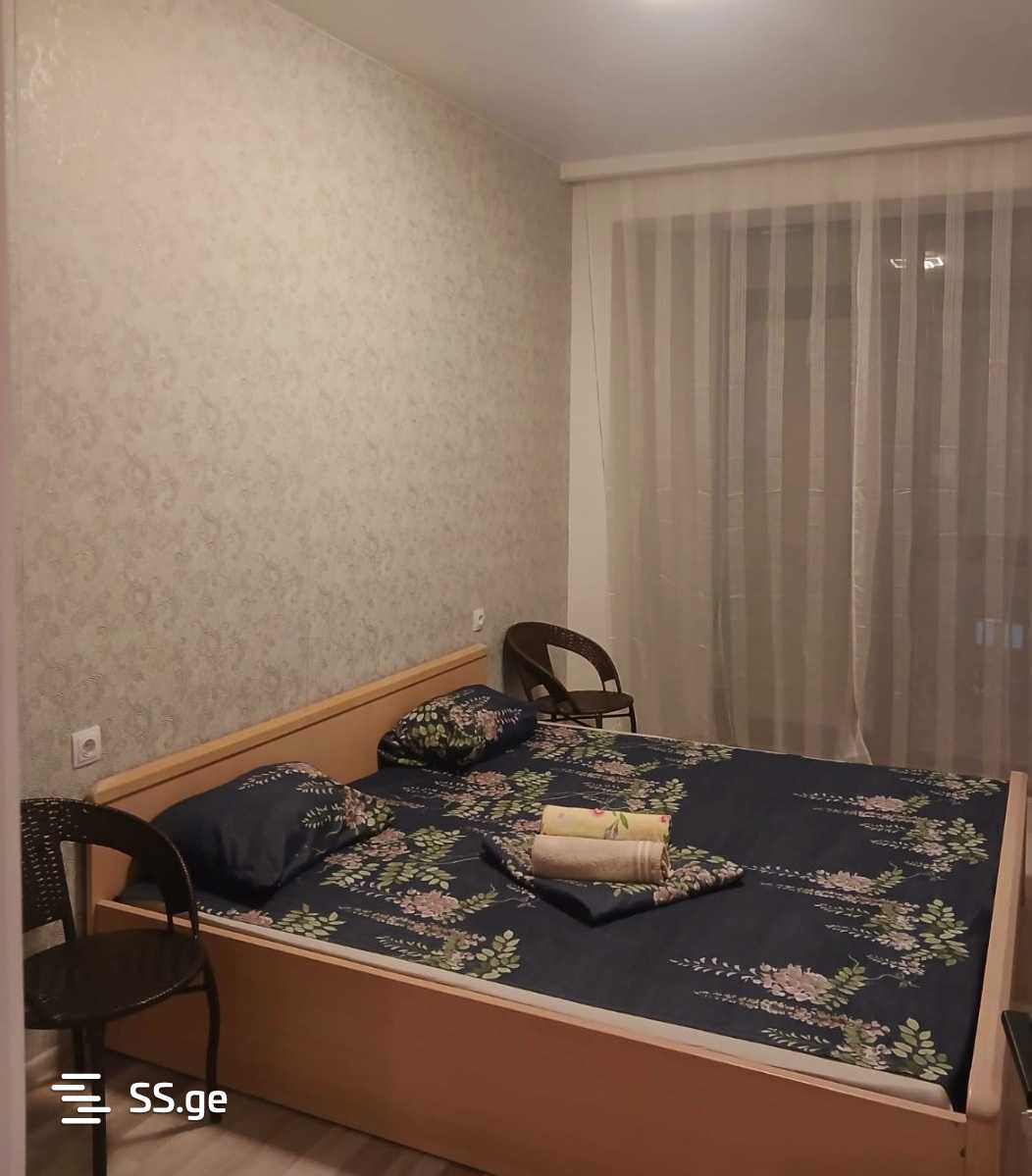 2 room Flat Daily rent. Varketili - Bild 5