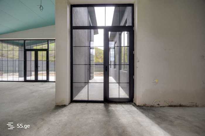 4 room Private House For Sale. Saguramo