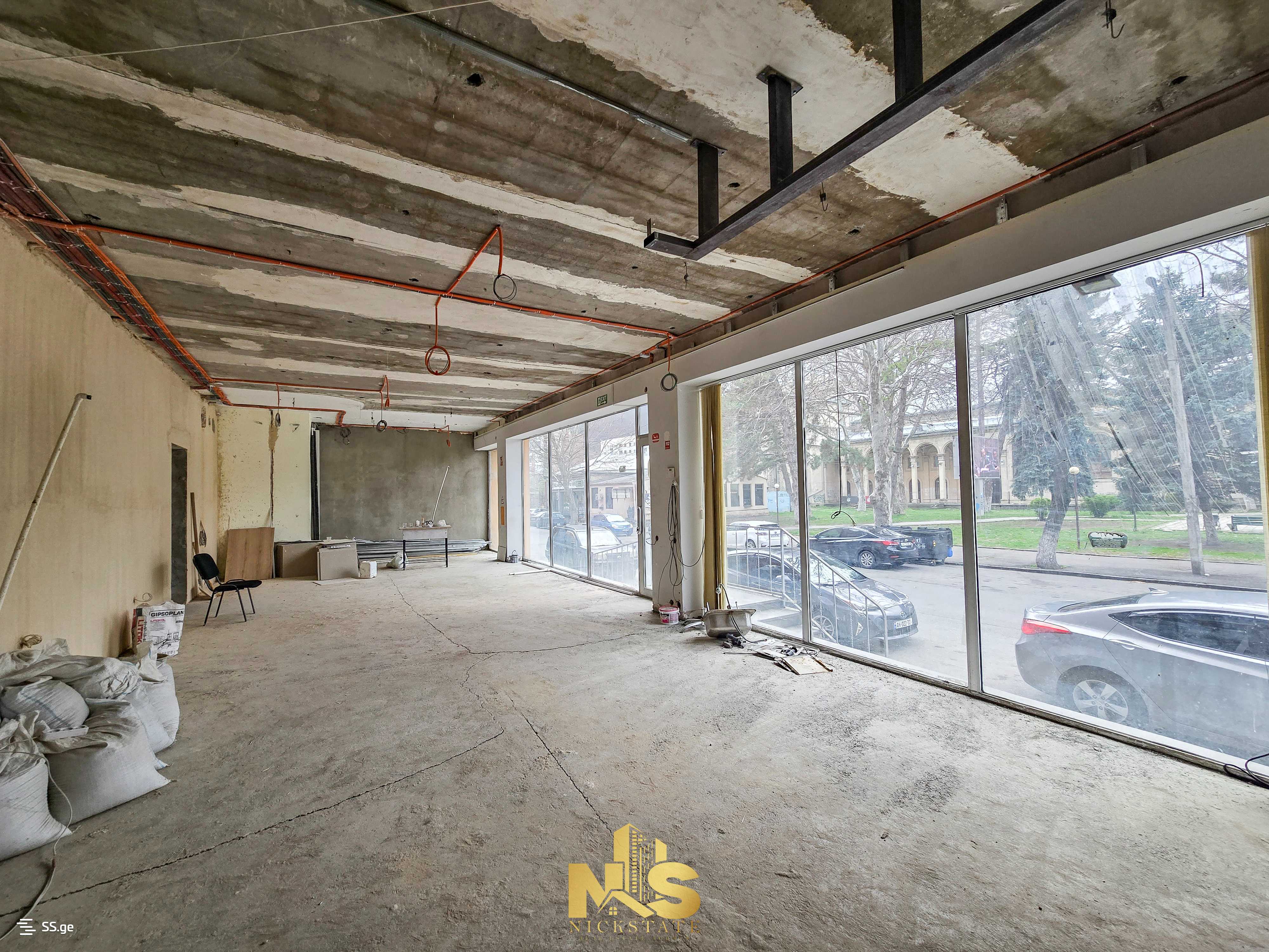 Commercial Space For Rent. Gori view 4