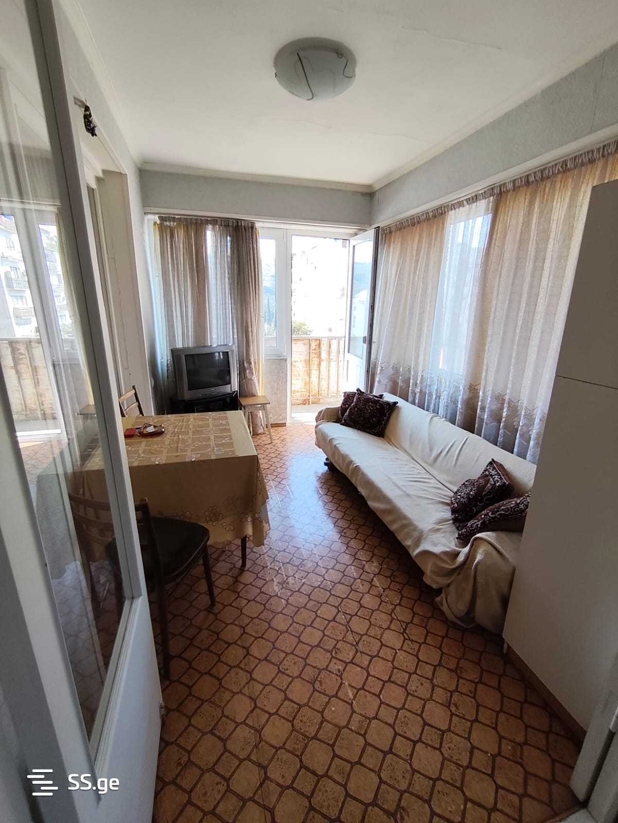 4 Room Flat For Sale view 10