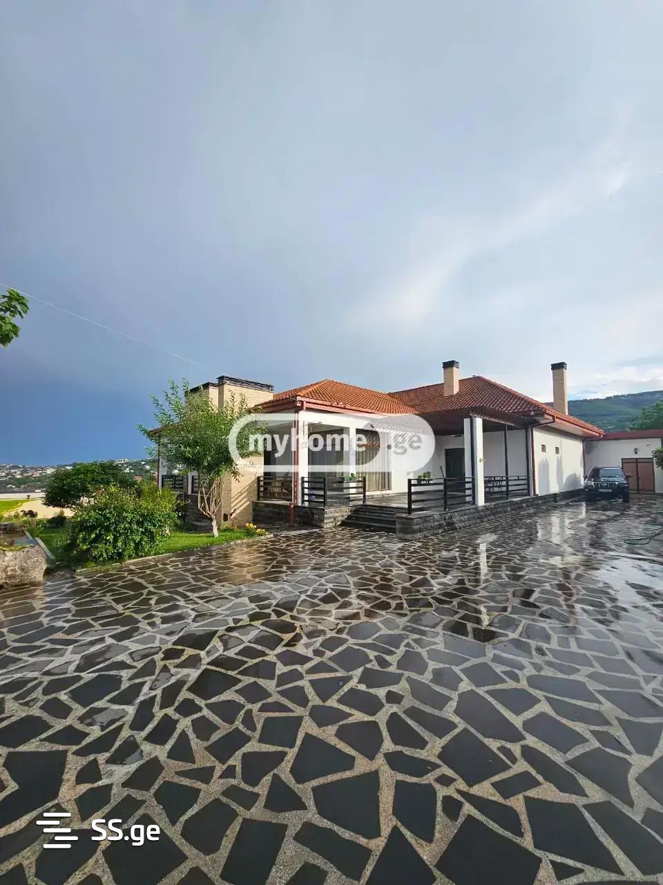 11 Room Private House For Sale view 4