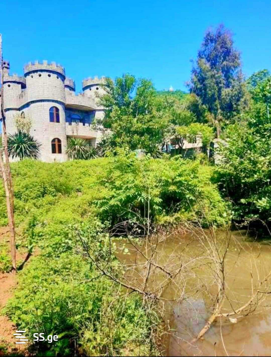 6 Room Summer Cottage For Rent. Batumi view 1