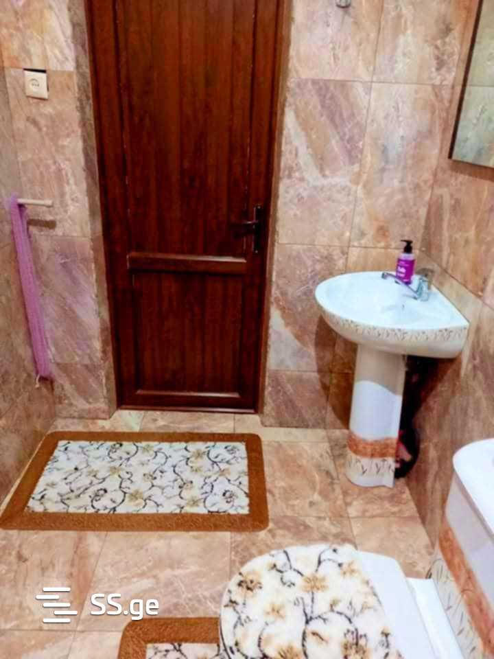 6 Room Summer Cottage For Rent. Batumi view 3