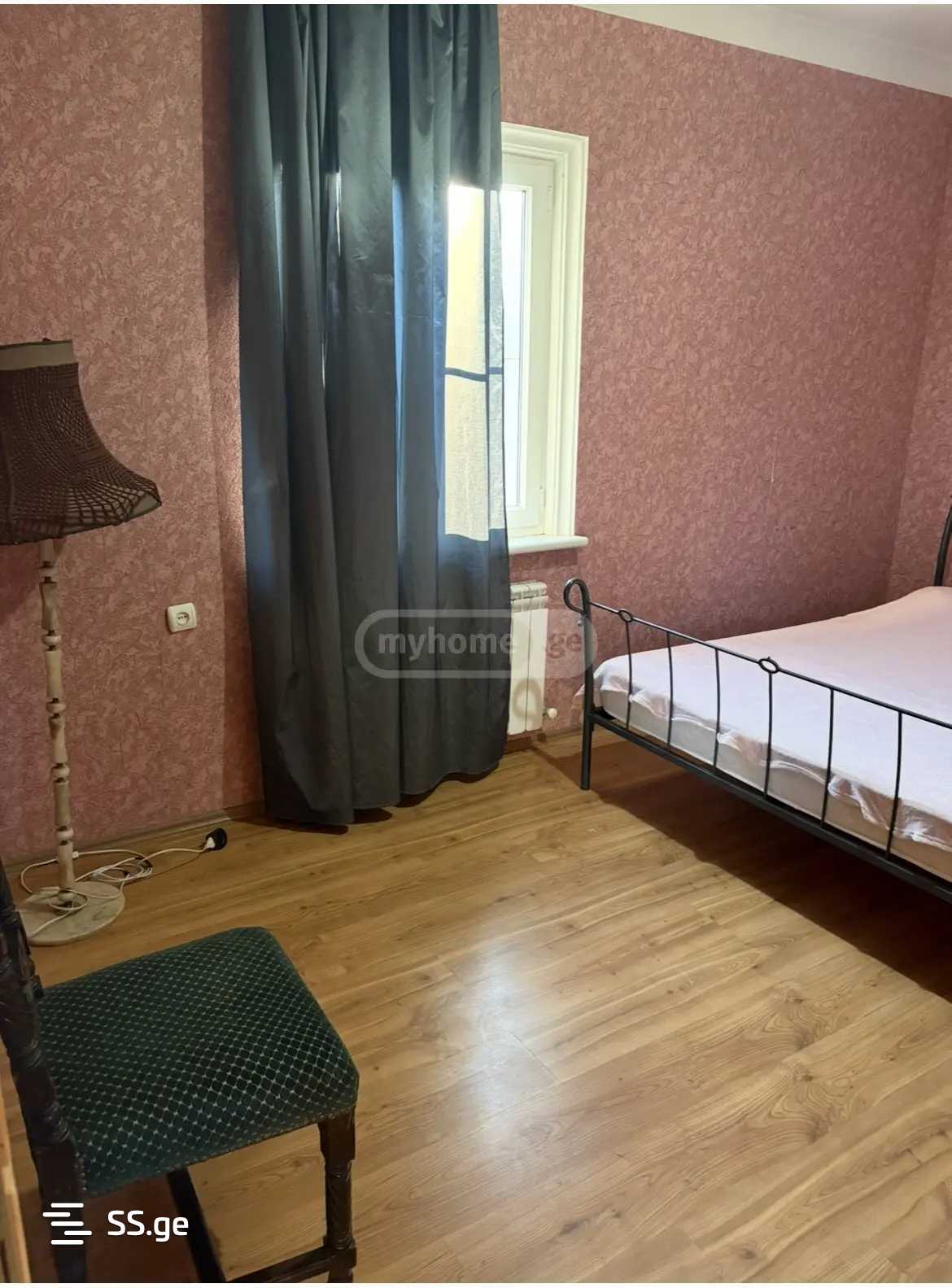 6 Room Summer Cottage For Rent. Mtatsminda view 18