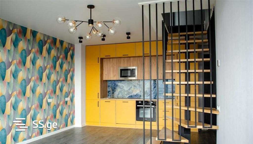 4 Room Flat For Sale, 1 of 4