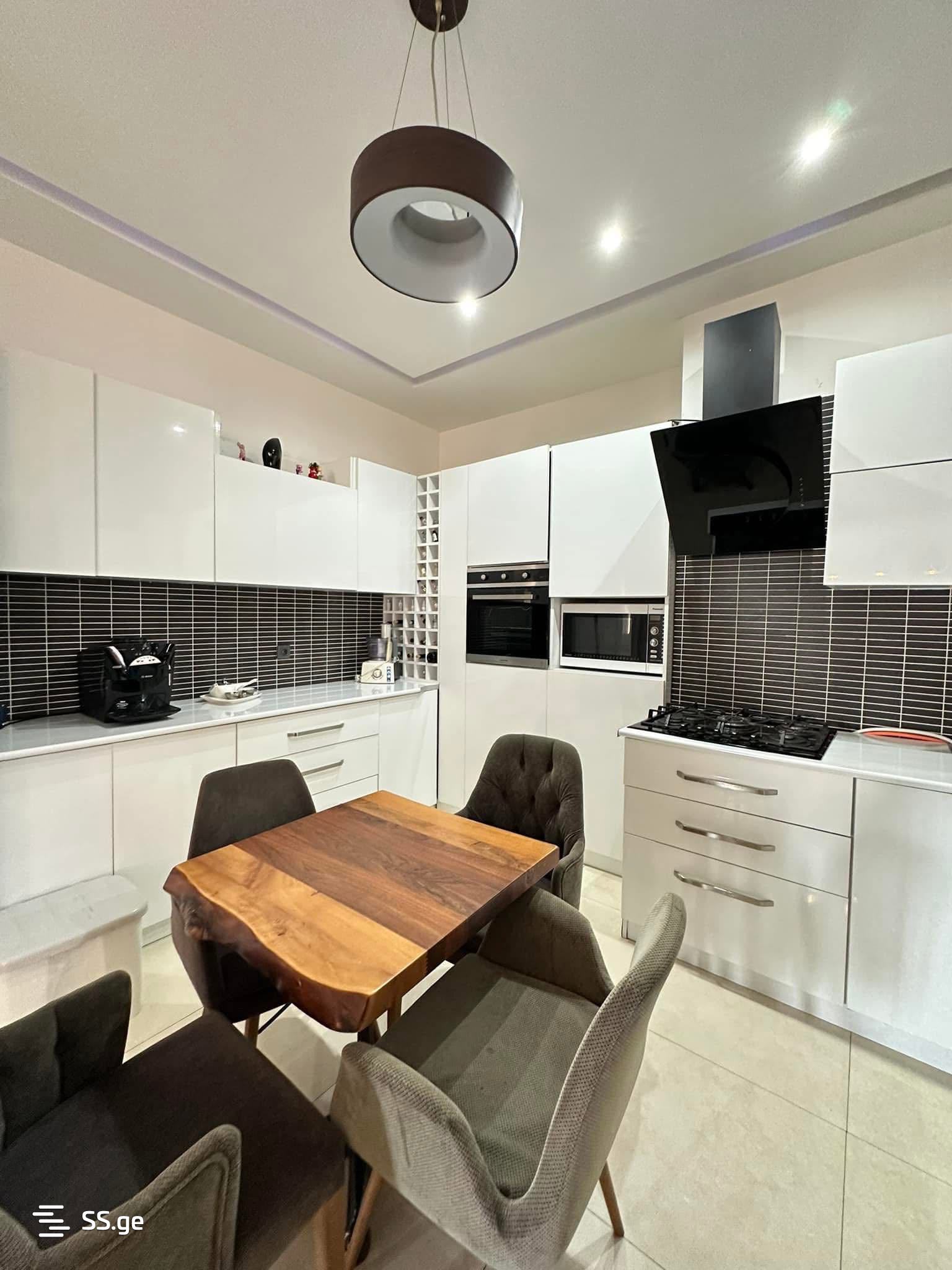 3 room Flat For Sale. Batumi - Vista 4