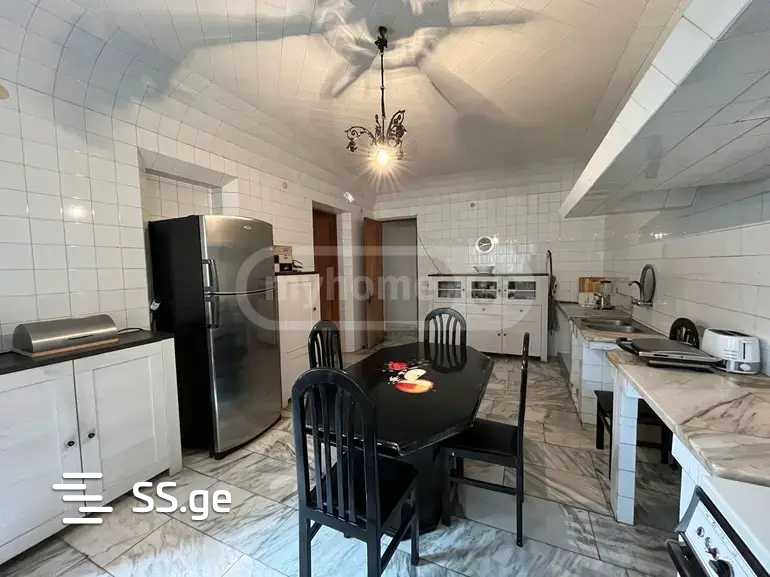 10 Room Private House For Sale, 3 of 4