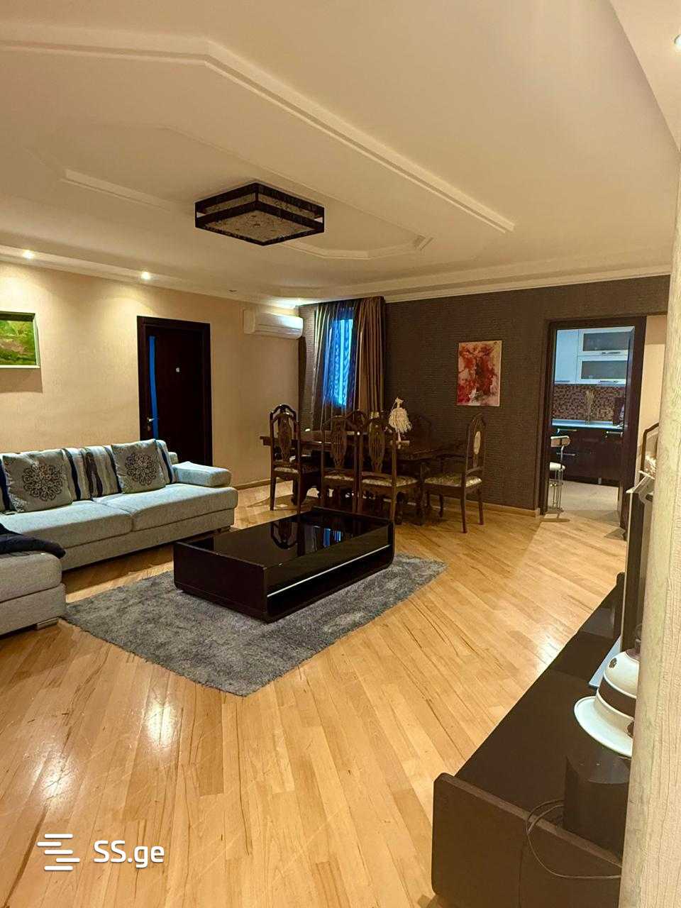 9 Room Flat For Sale, 2 of 4