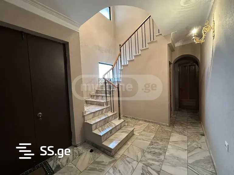 10 Room Private House For Sale, 4 of 4
