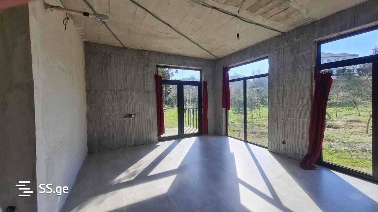 3 Room Private House For Sale view 6