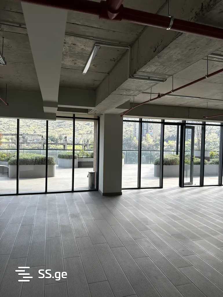 Продажа Commercial Space в Сабуртало view 1