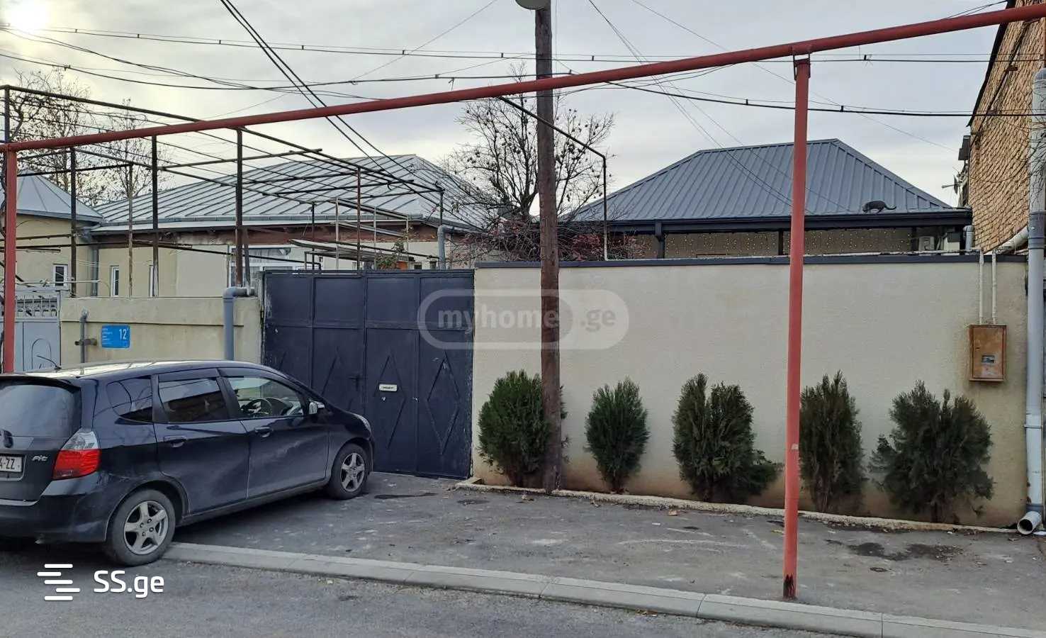 5 Room Private House For Sale view 12