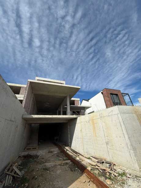 6 room Private House For Sale. Tsavkisi