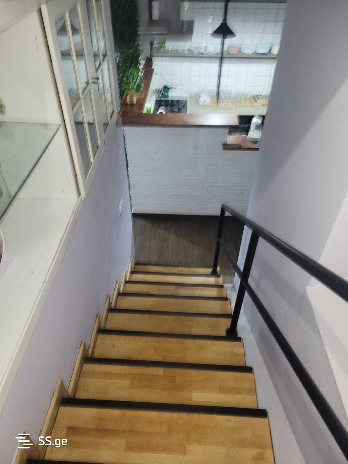 Commercial Space For Rent. Isani view 12