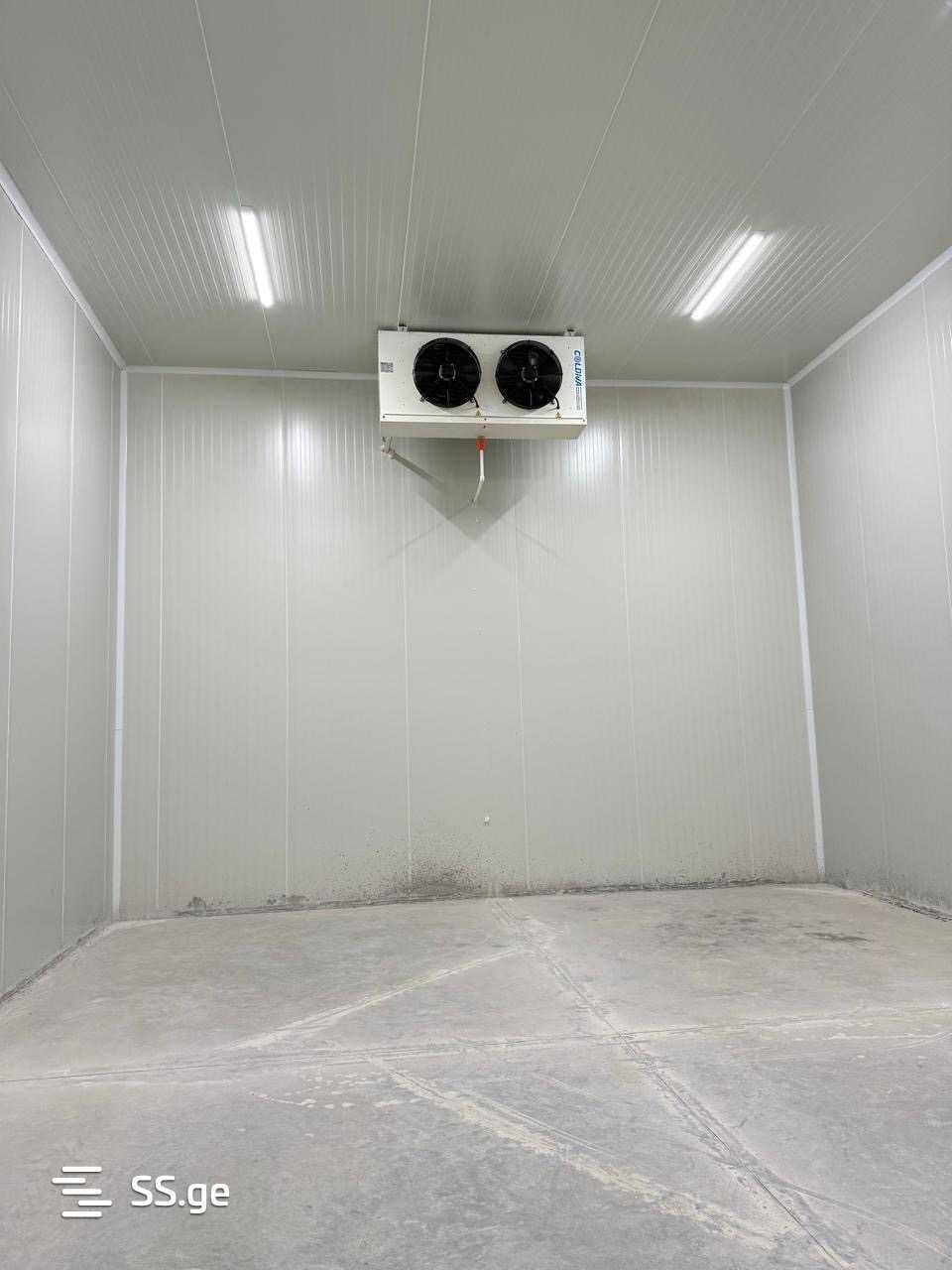 Store-Industrial Property For Sale. Gori, 4 of 4