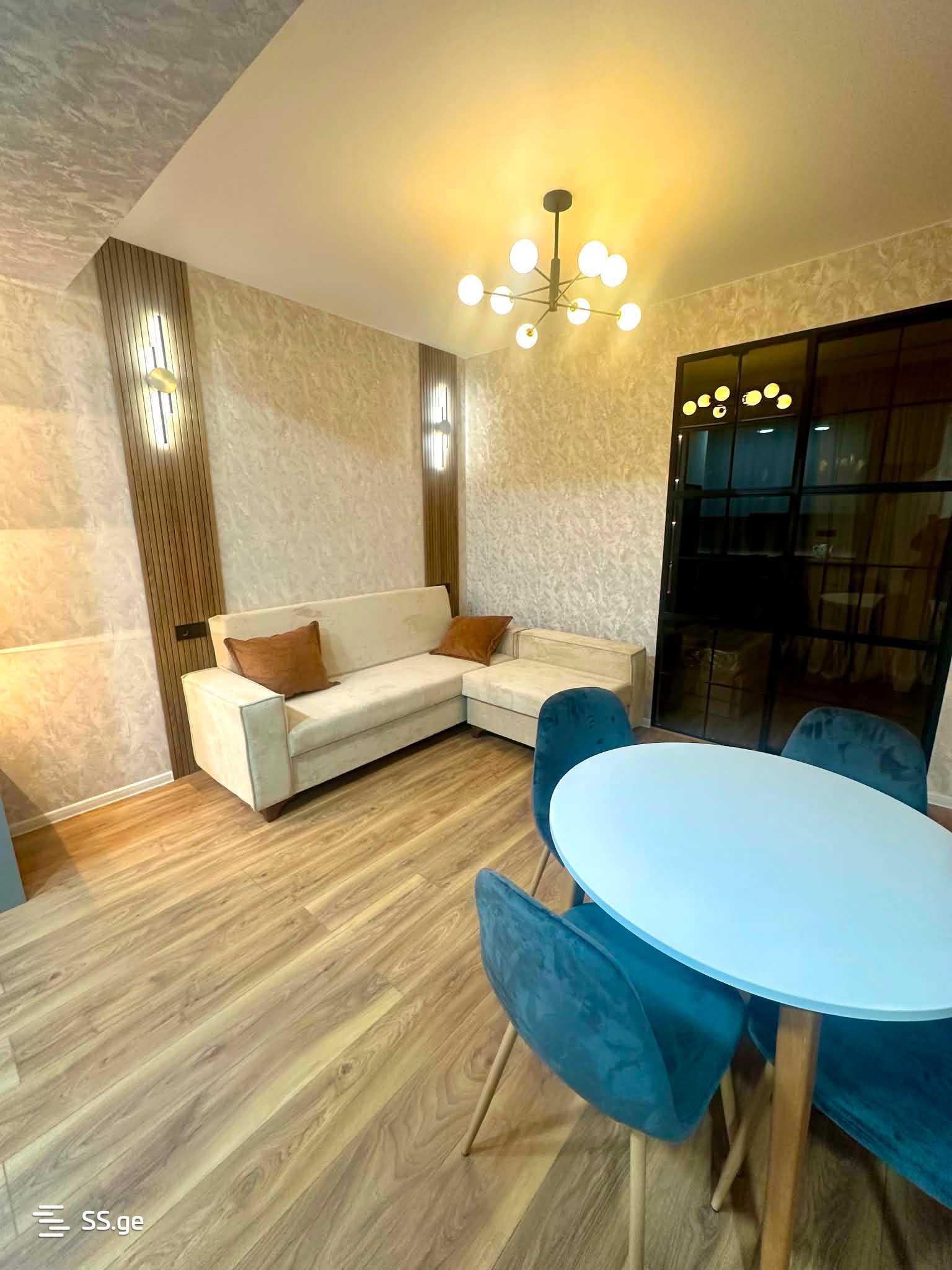 3 Room Flat For Sale view 9