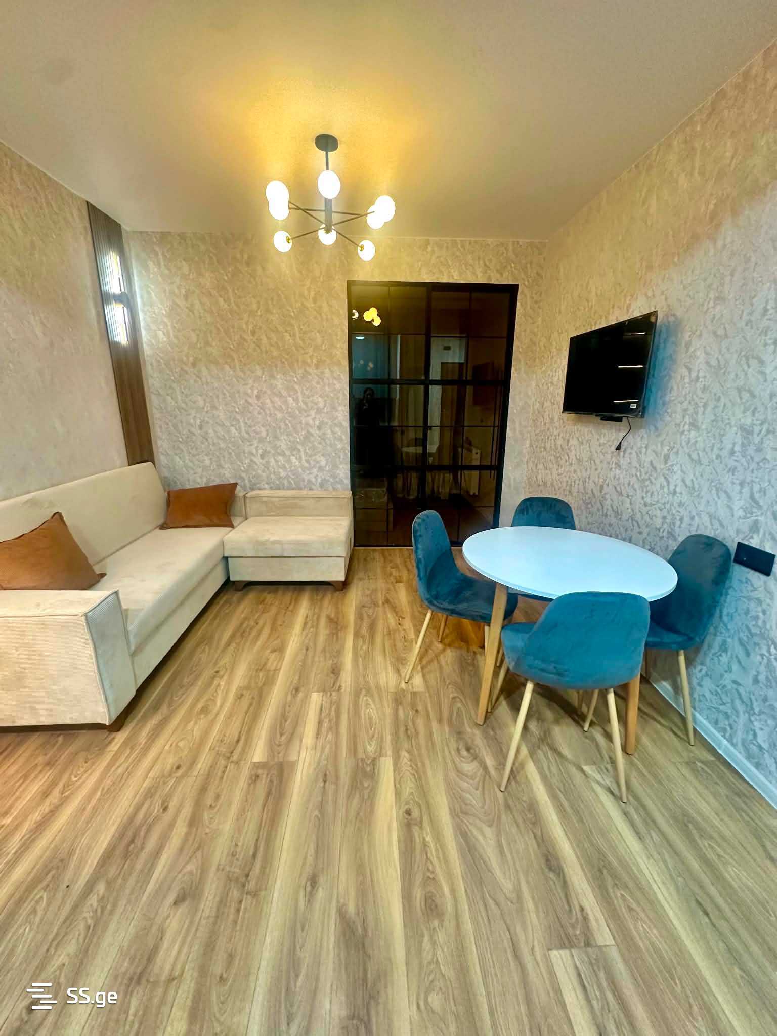 3 Room Flat For Sale view 5