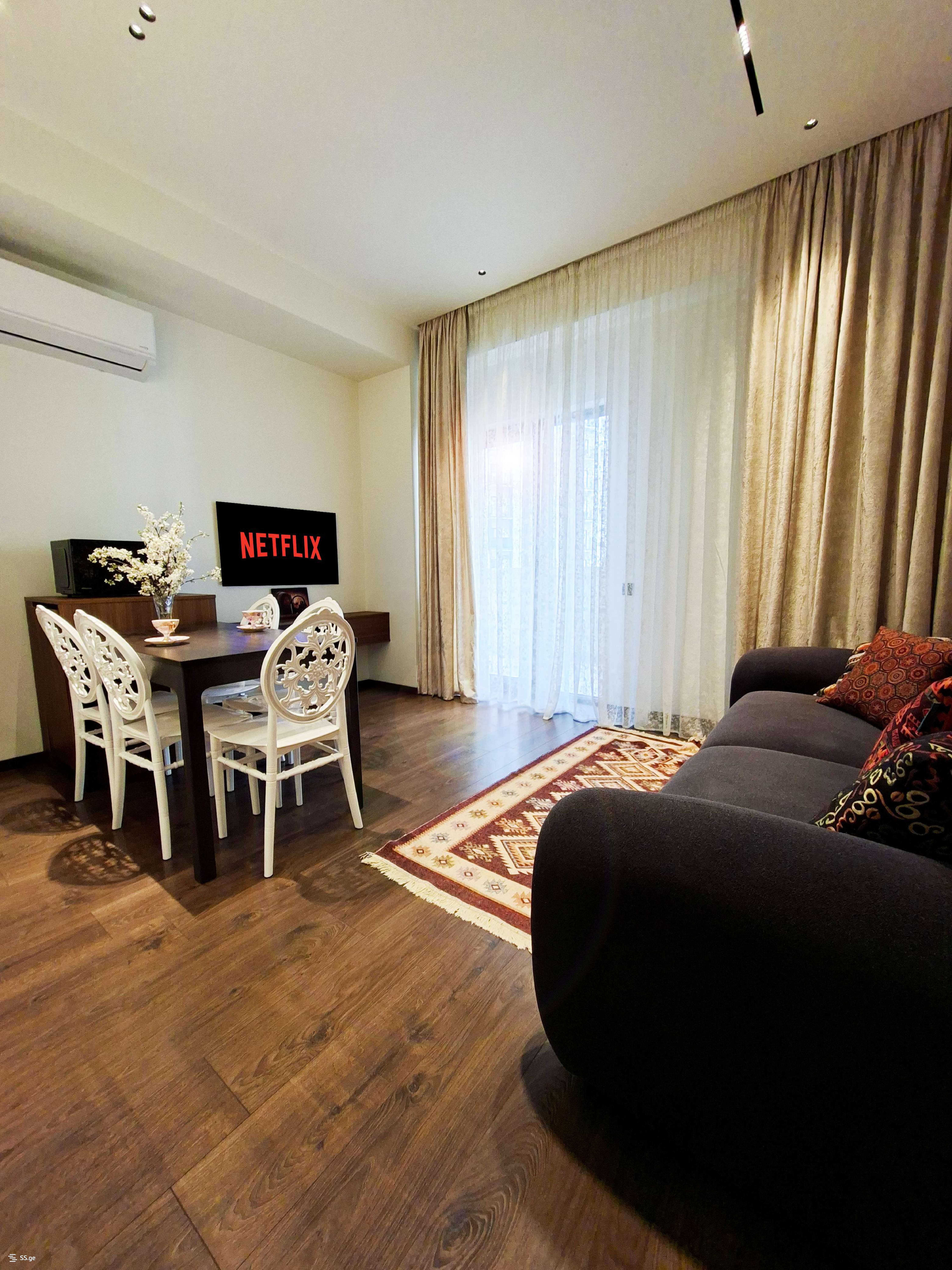 3 Room Flat Daily Rent. Didube view 5