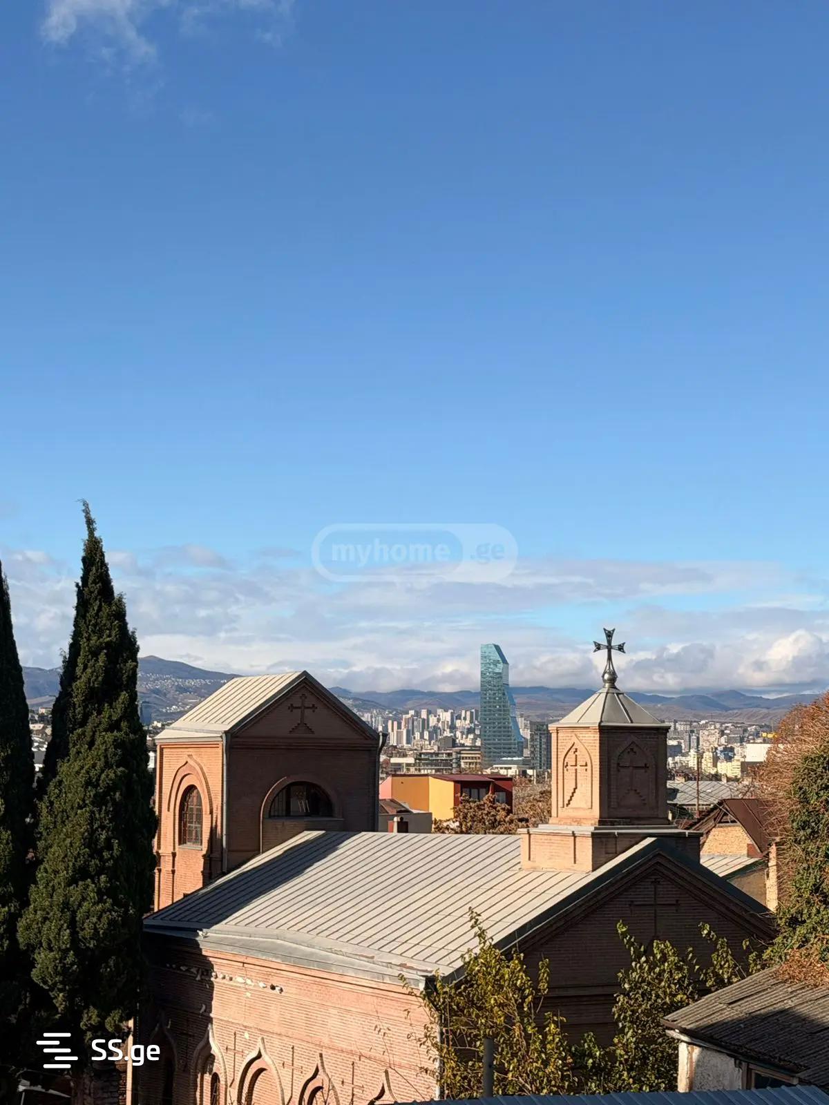10 Room Hotel For Sale view 8