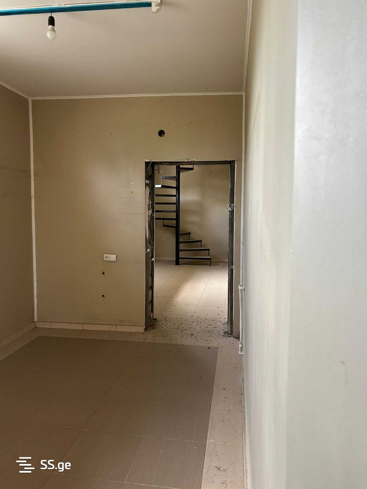 Store-Industrial Property For Rent. Samgori, 5 of 12