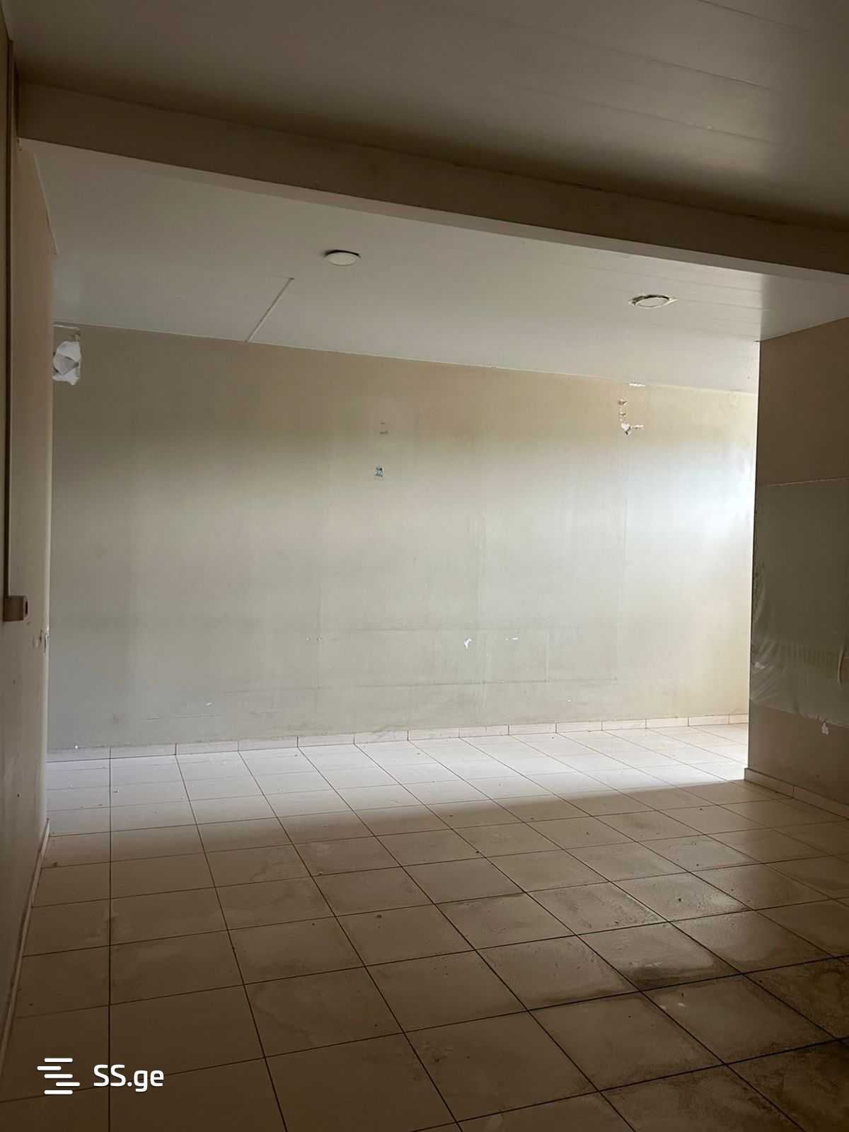Store-Industrial Property For Rent. Samgori, 2 of 12