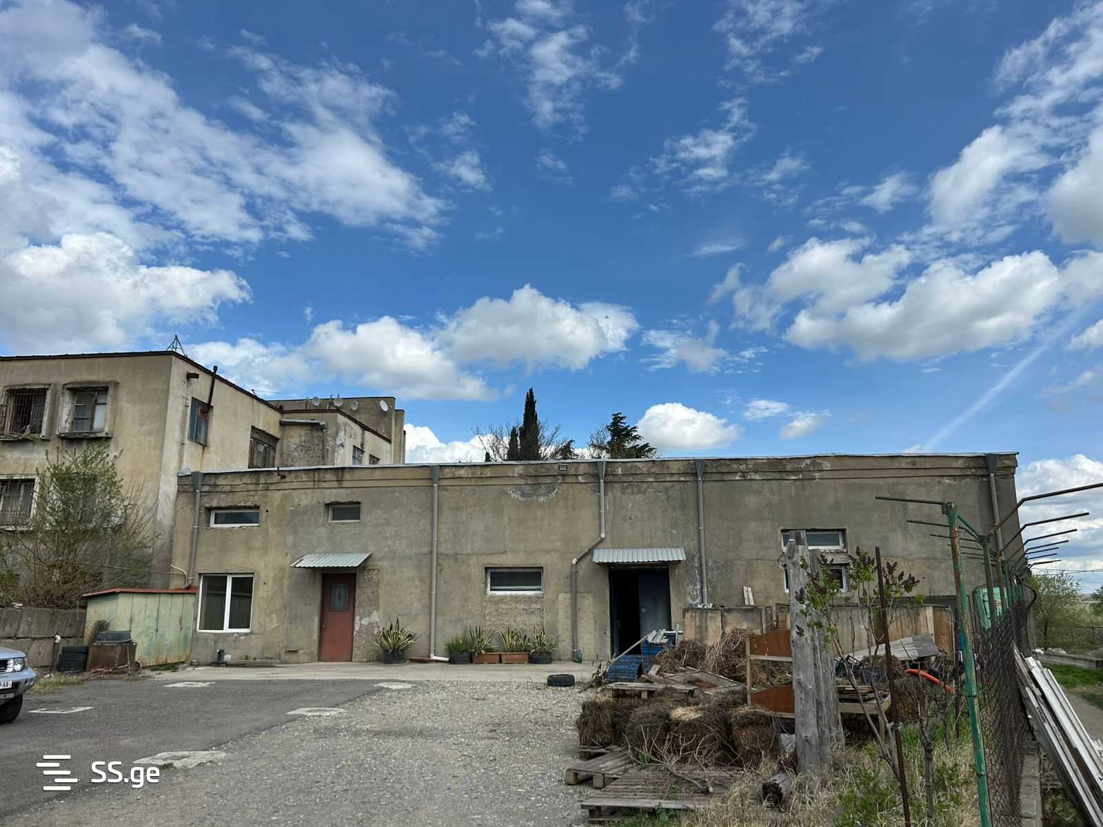 Store-Industrial Property For Rent. Samgori, 1 of 4