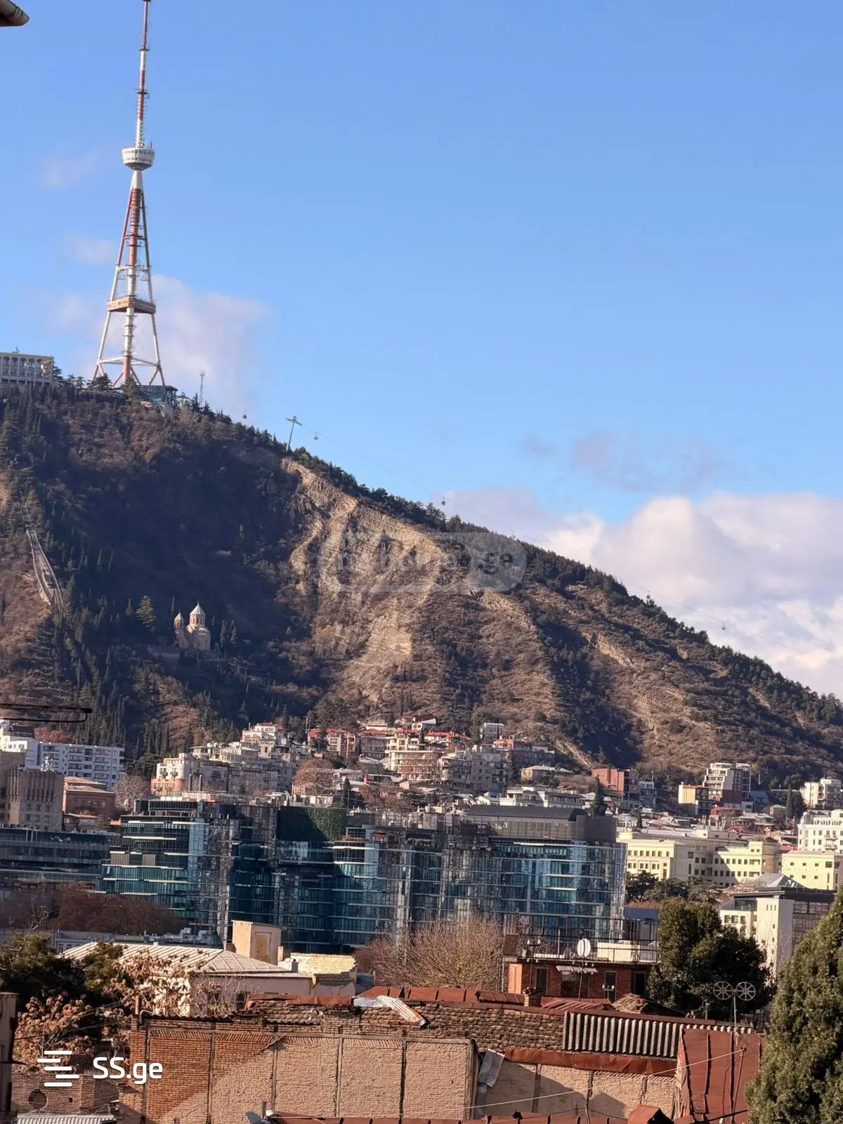 10 Room Hotel For Sale view 9