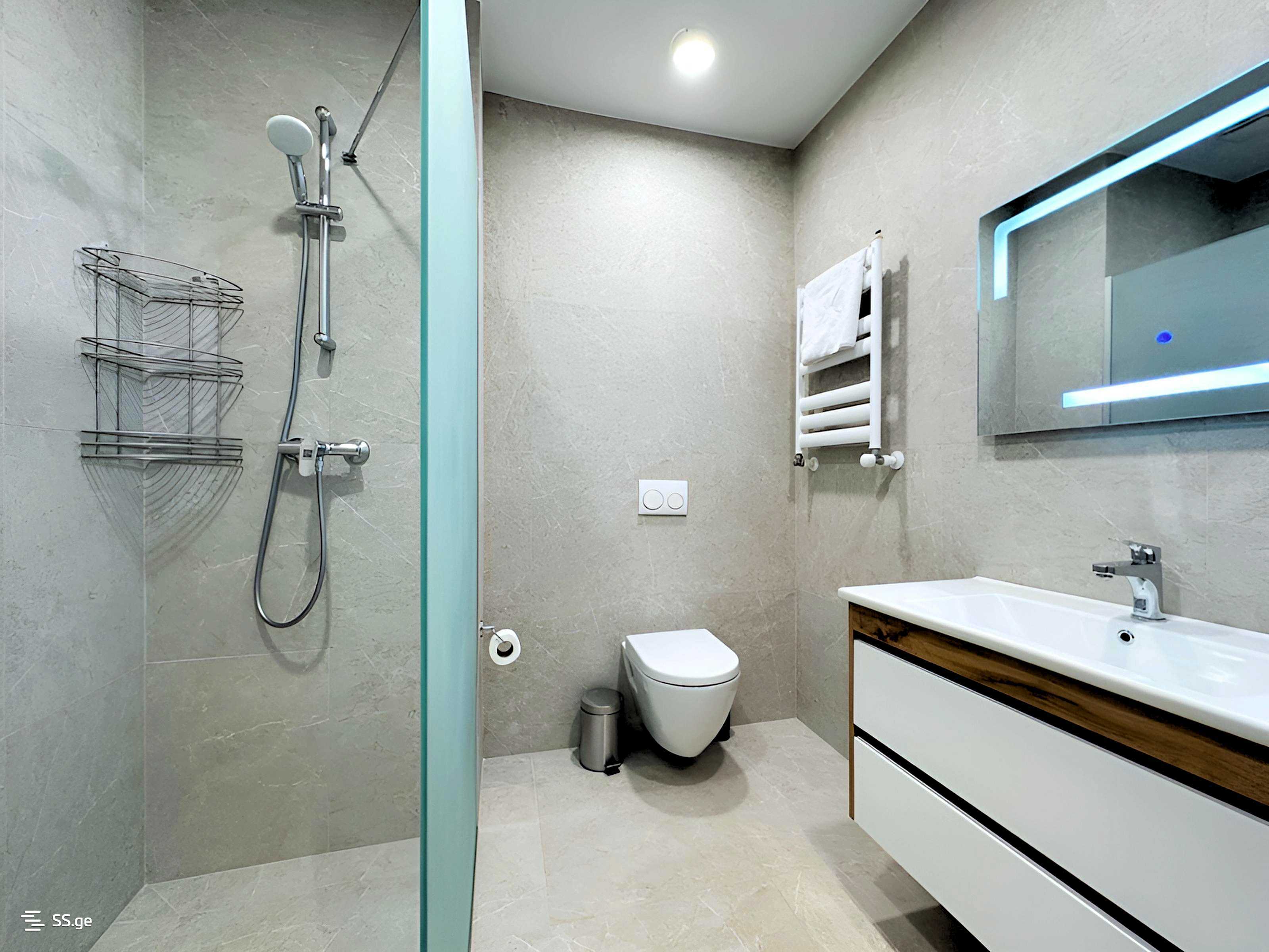 2 Room Flat For Rent. Makhindjauri view 6