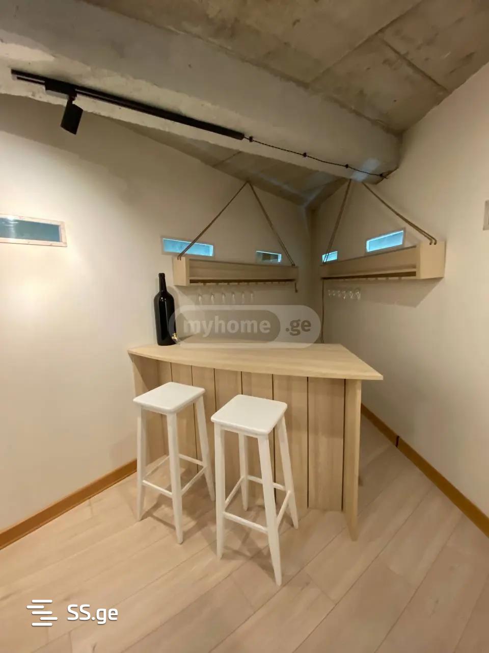 5 Room Hotel For Sale view 11