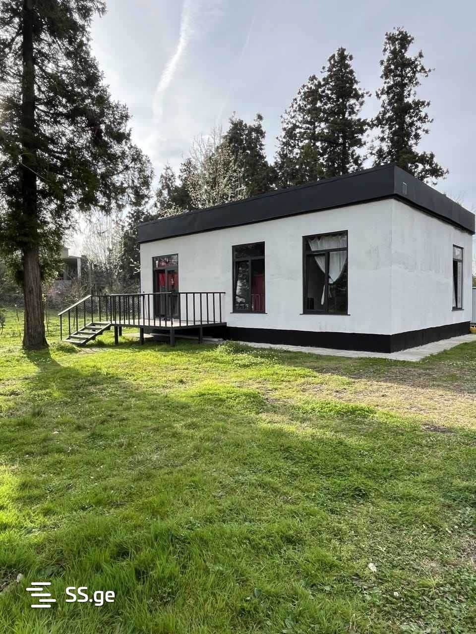 3 Room Private House For Sale view 1