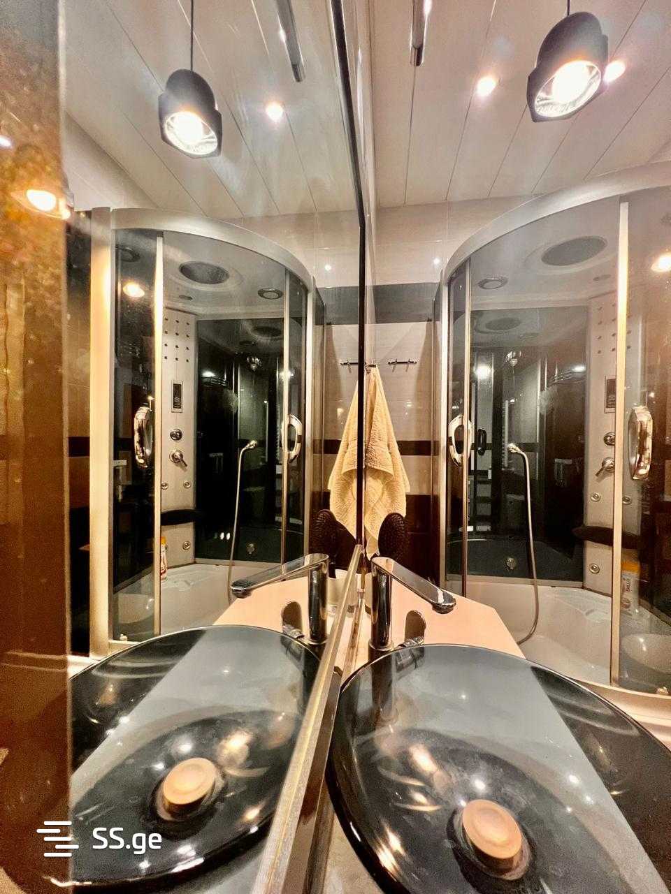 5 Room Flat Daily Rent. Vake, 10 of 12