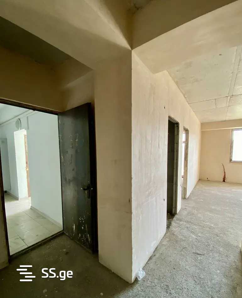 3 room Flat For Sale. Varketili - Widok 2