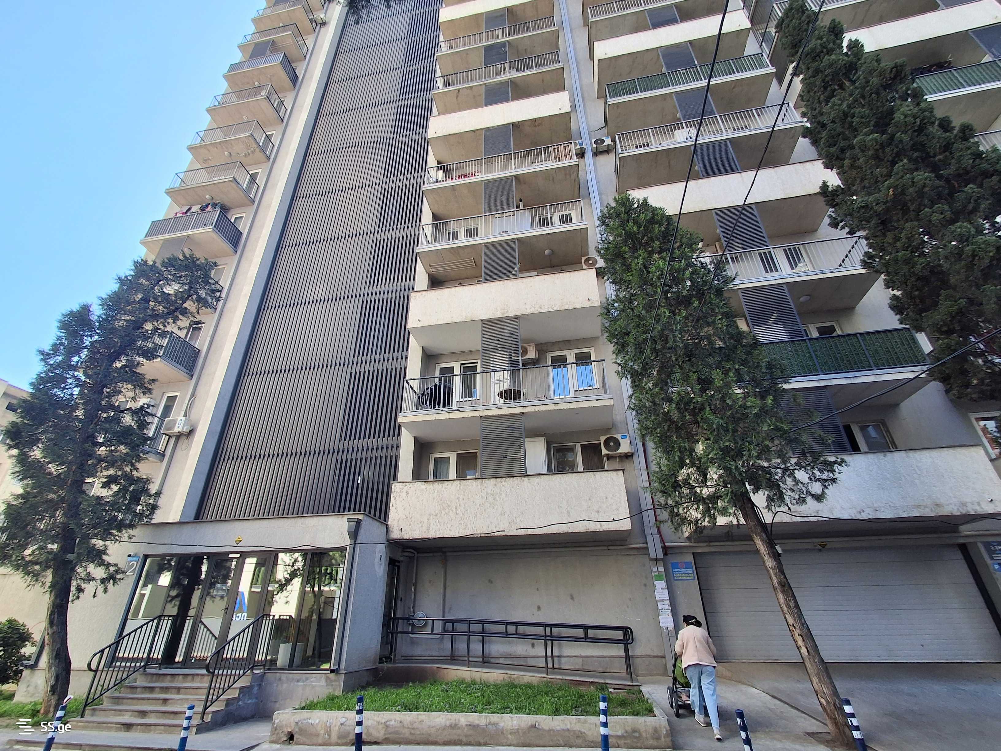 3 Room Flat For Sale, 1 of 4