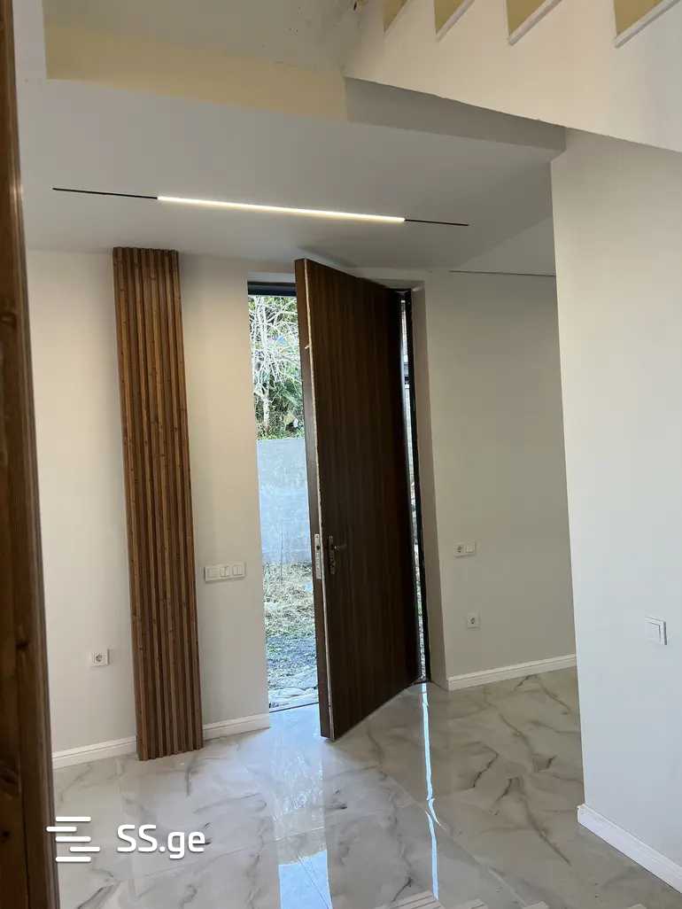 5 Room Private House For Sale view 10