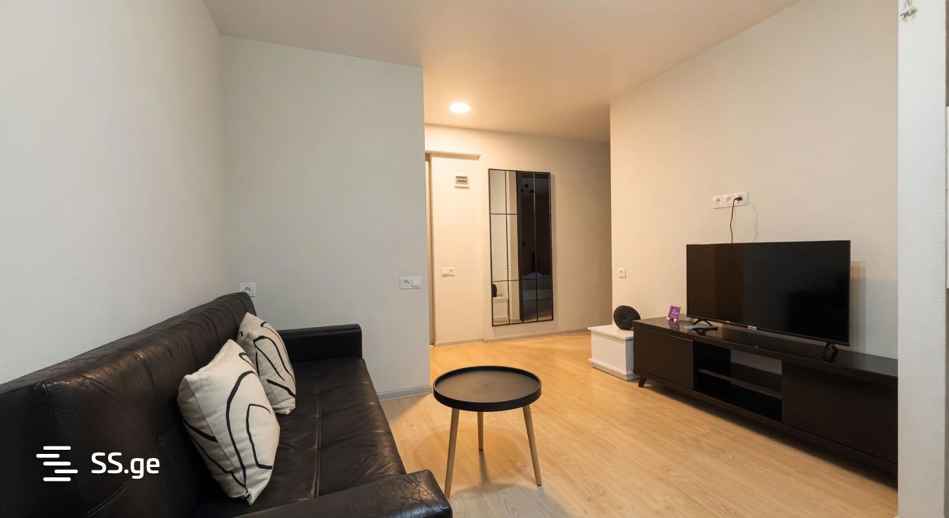 2 Room Flat Daily Rent. Digomi view 1