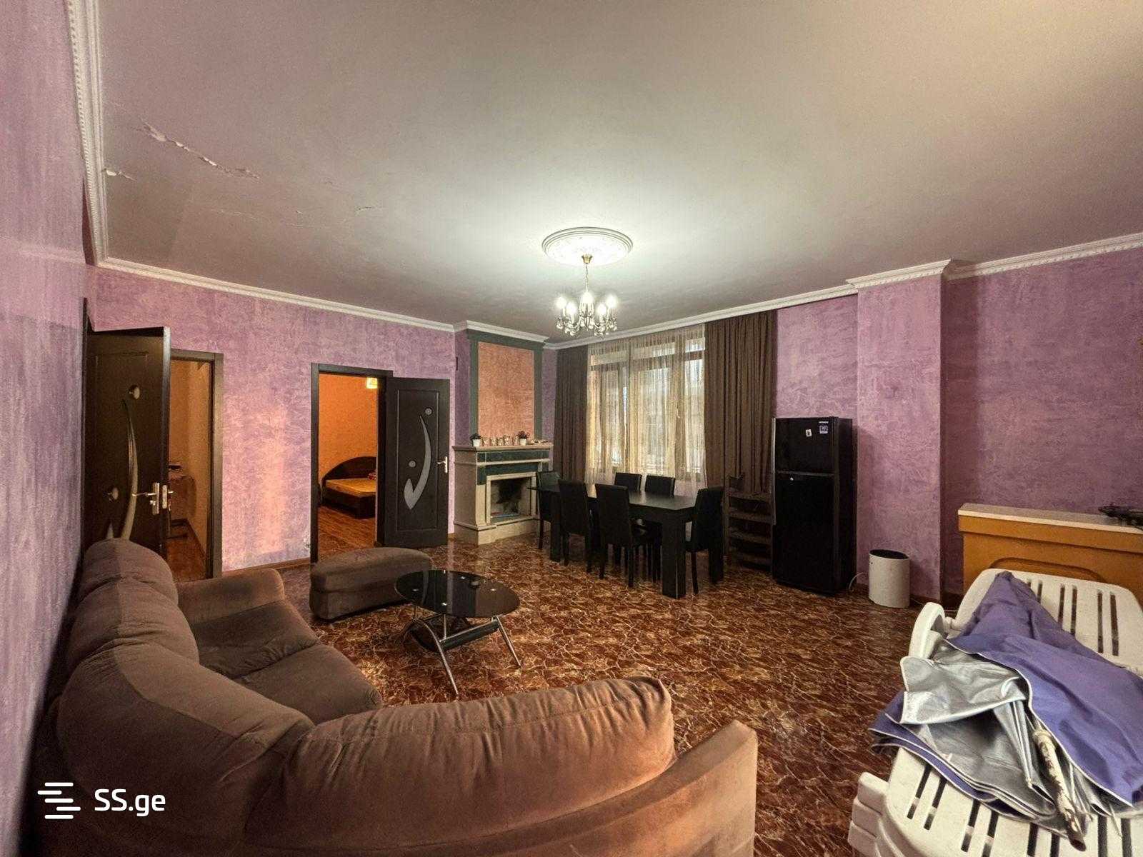 8 Room Hotel For Sale view 11