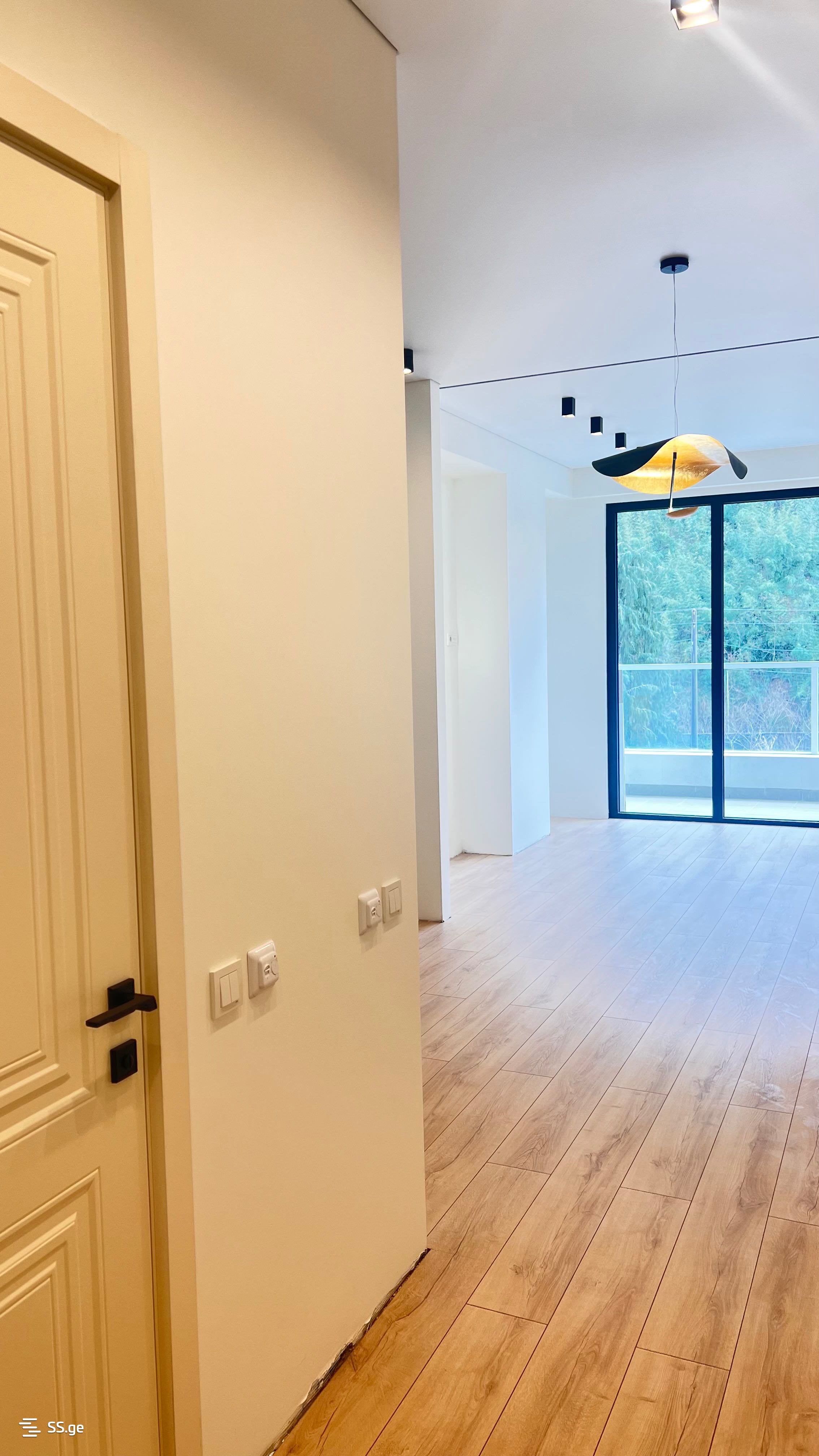 1 Room Flat For Sale view 3