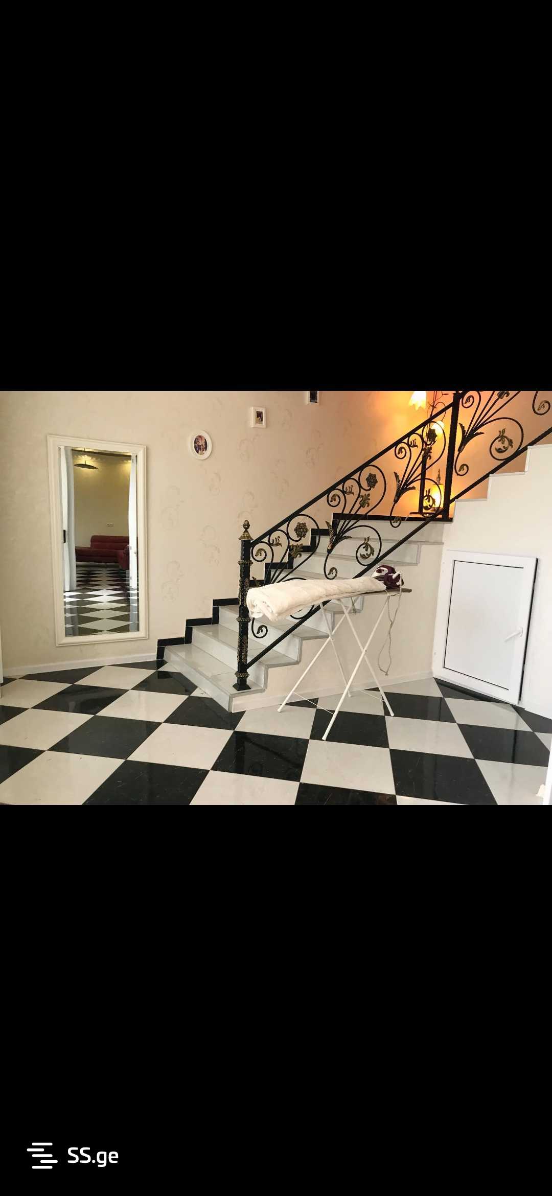 4 Room Private House For Sale view 6