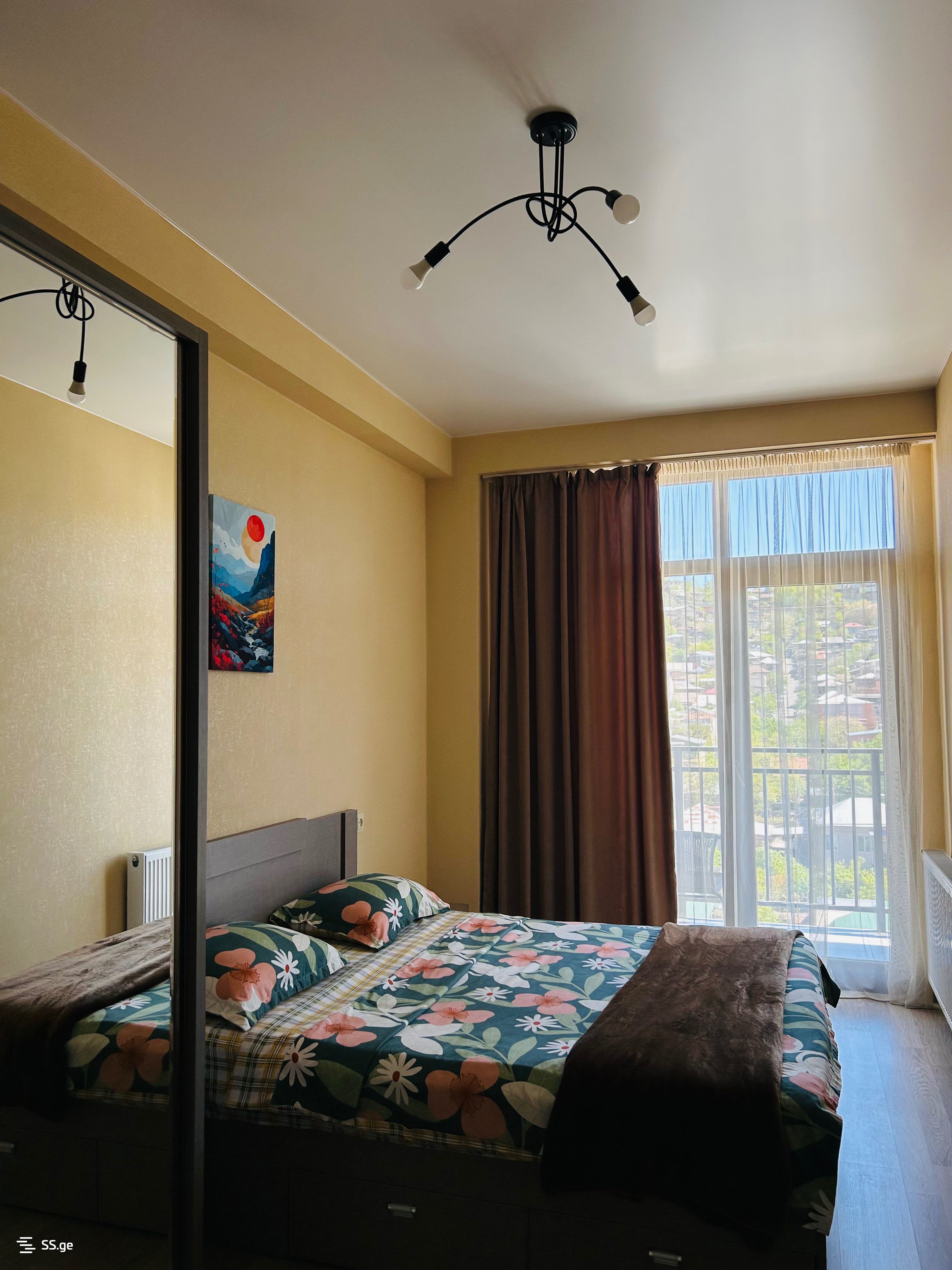 2 Room Flat Daily Rent. Nadzaladevi view 5