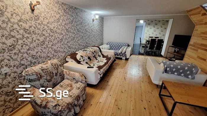 7 Room Private House For Sale view 3