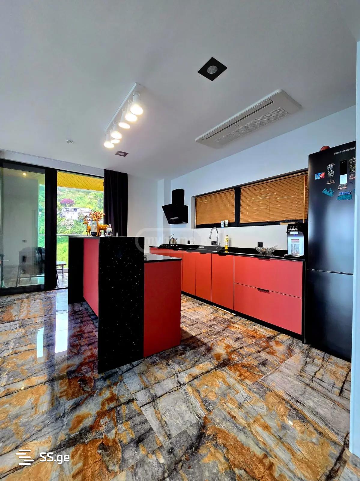 10 Room Summer Cottage For Sale view 3