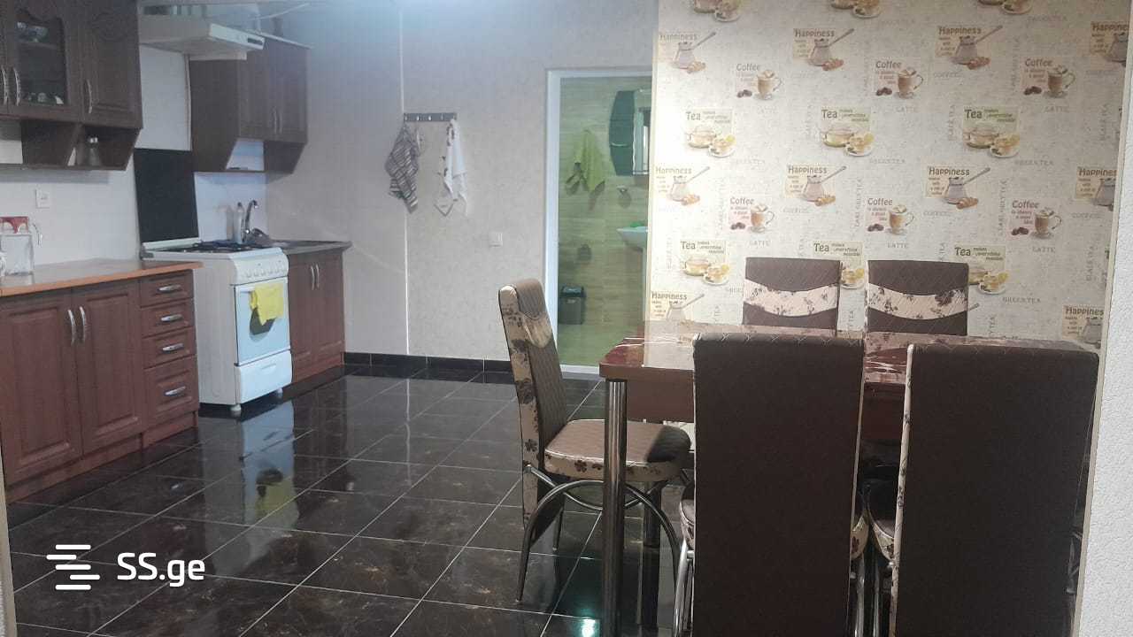 7 Room Private House For Sale view 12