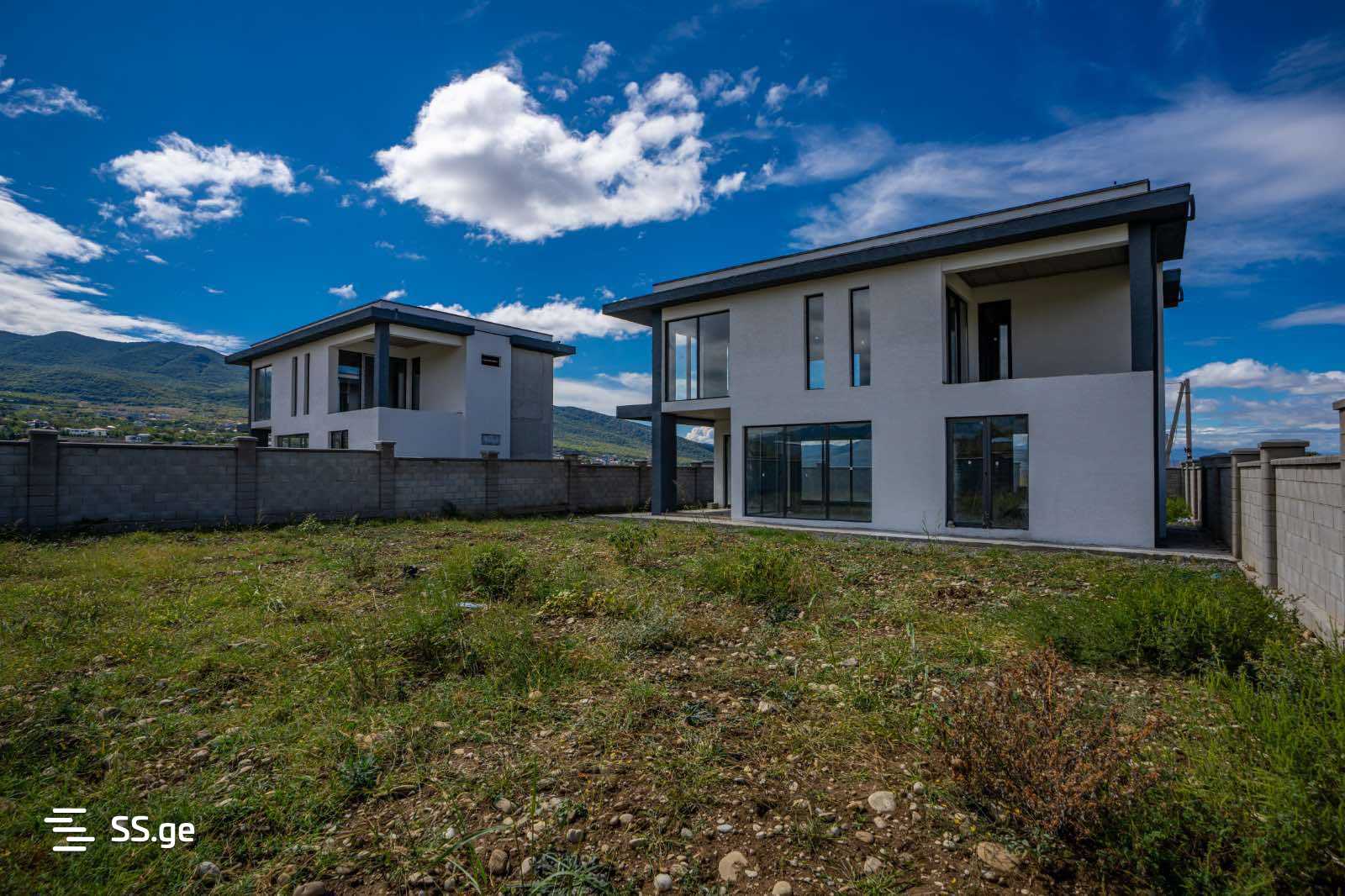 5 Room Summer Cottage For Sale view 3