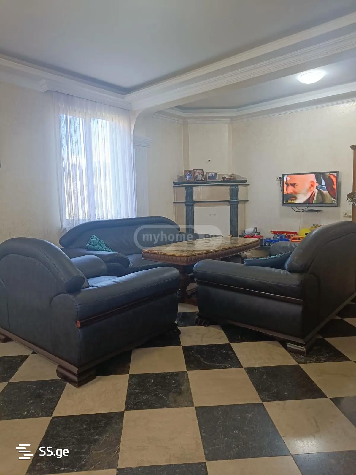 6 Room Summer Cottage For Sale view 4