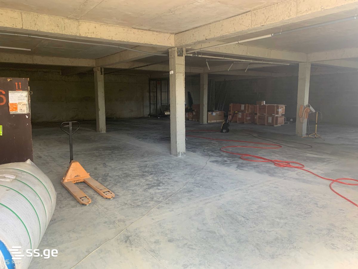 Store-Industrial Property For Rent. Saguramo view 4