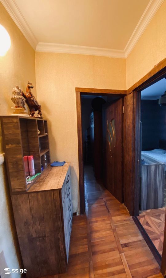 3 Room Flat For Sale view 5