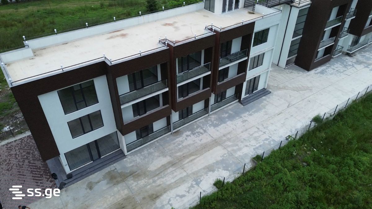 27 Room Hotel For Sale view 4